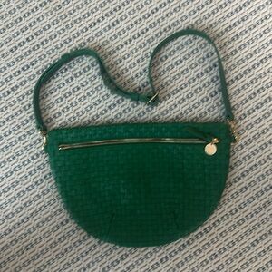 Clare V Grande Fanny Kelly Green Woven NWOT

Never used, new without tags